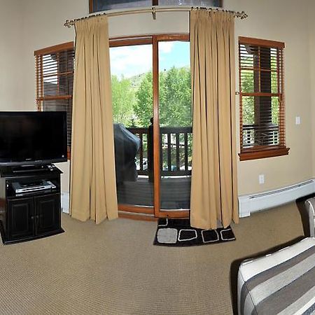 Lodge At Brookside Avon Village 部屋 写真