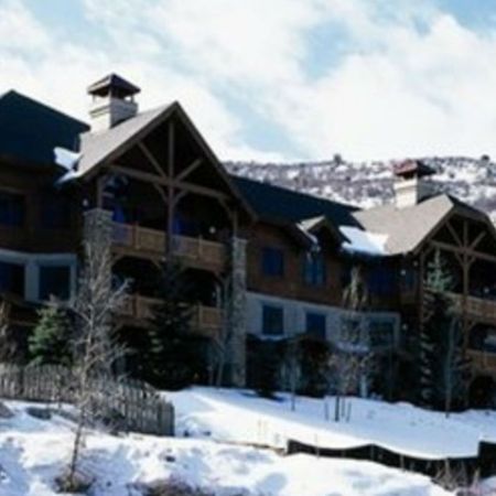 Lodge At Brookside Avon Village エクステリア 写真