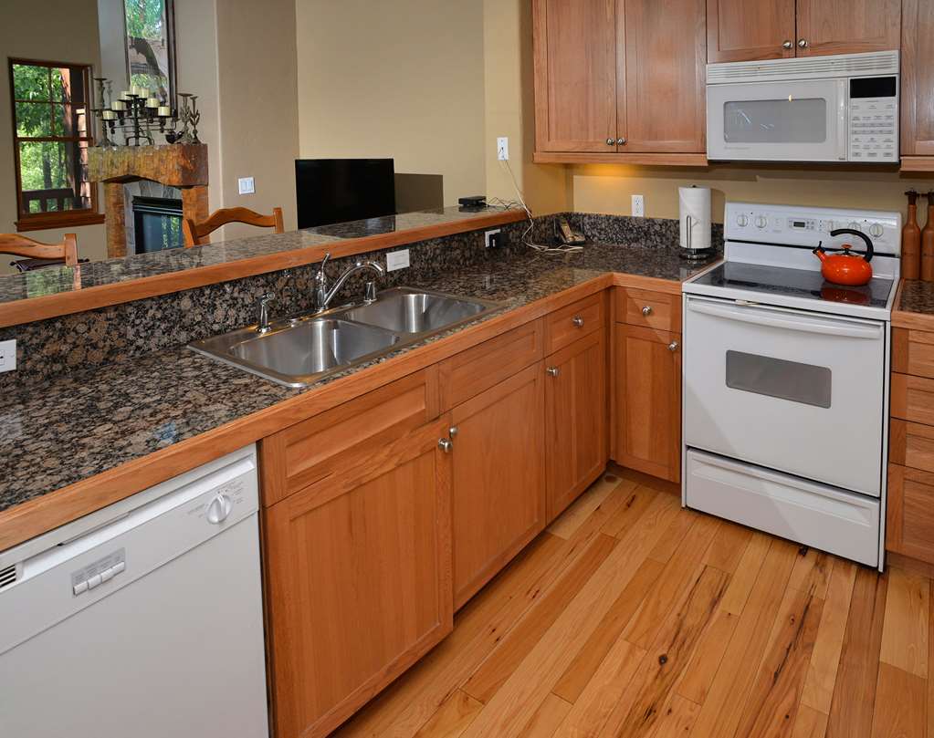 Lodge At Brookside Avon Village 部屋 写真